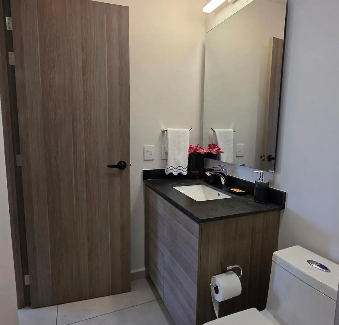 과달라하라 Departamento Con Alberca Minerva 아파트